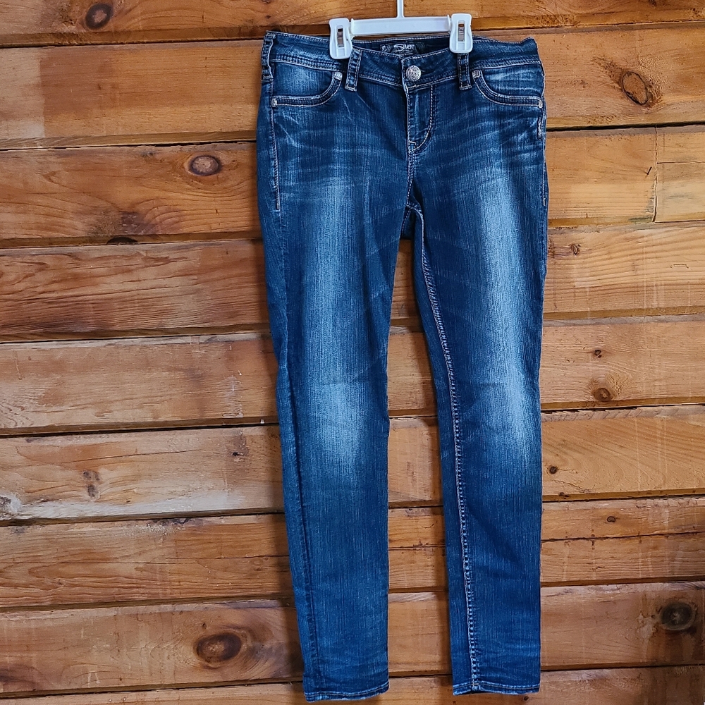 Silver Suki Mid Super Skinny Medium Wash Jeans